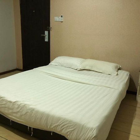Super Oyo 90668 Joy Inn Мірі Екстер'єр фото