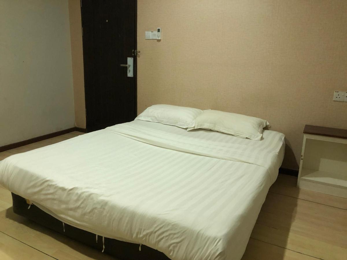 Super Oyo 90668 Joy Inn Мірі Екстер'єр фото