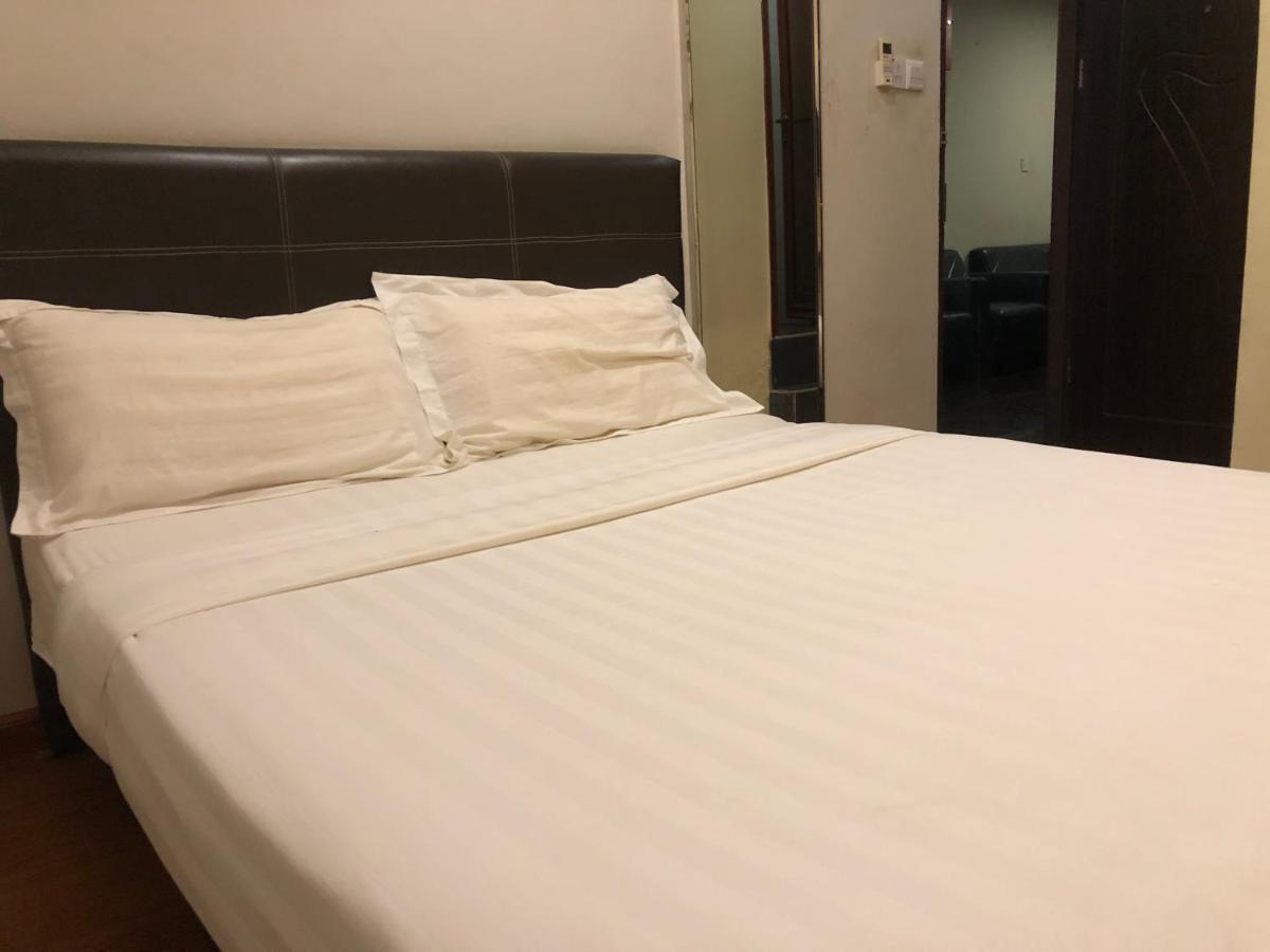 Super Oyo 90668 Joy Inn Мірі Екстер'єр фото